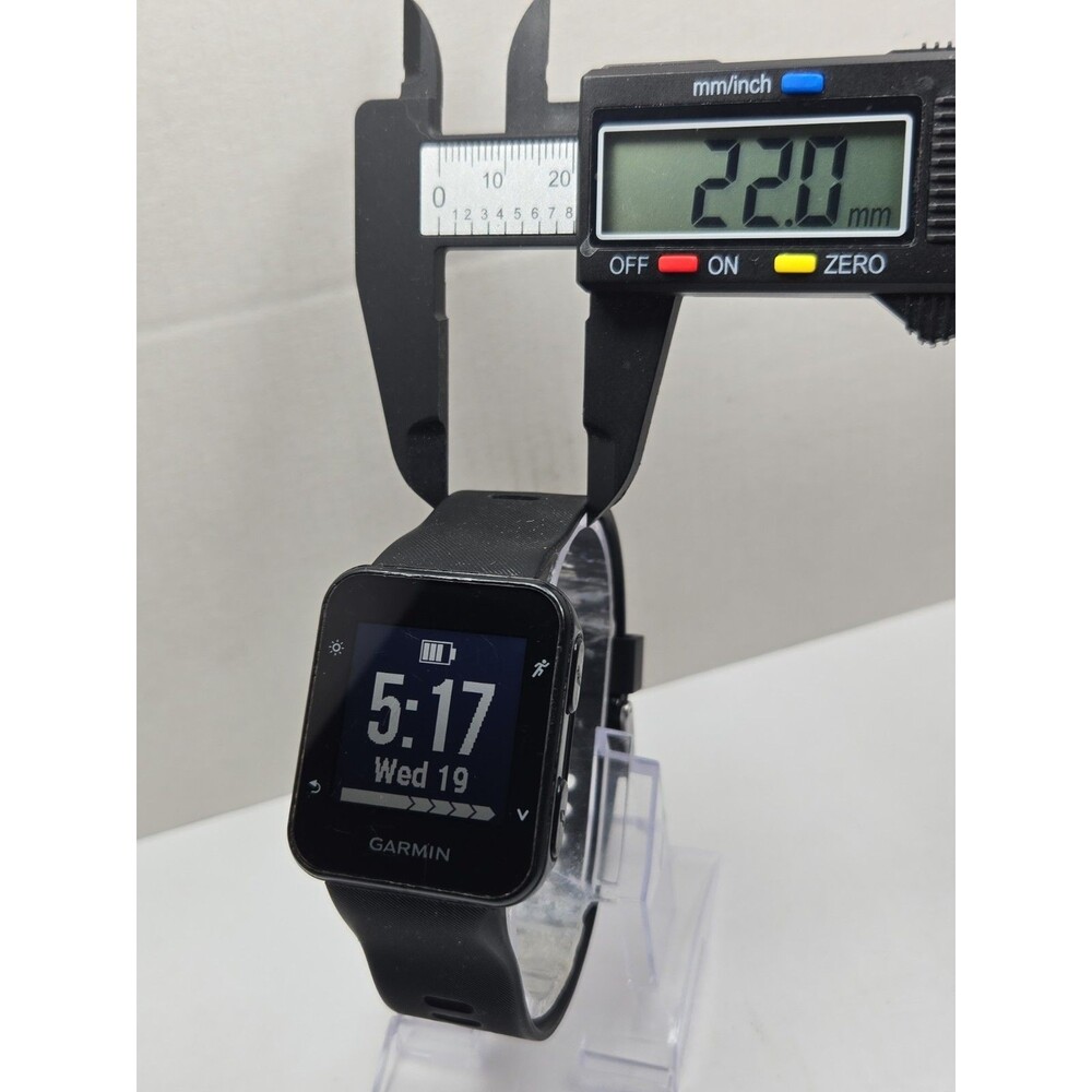 Garmin Forerunner 35 GPS Running Watch HRM Black Bluetooth With Charger - Picture 6 of 13
